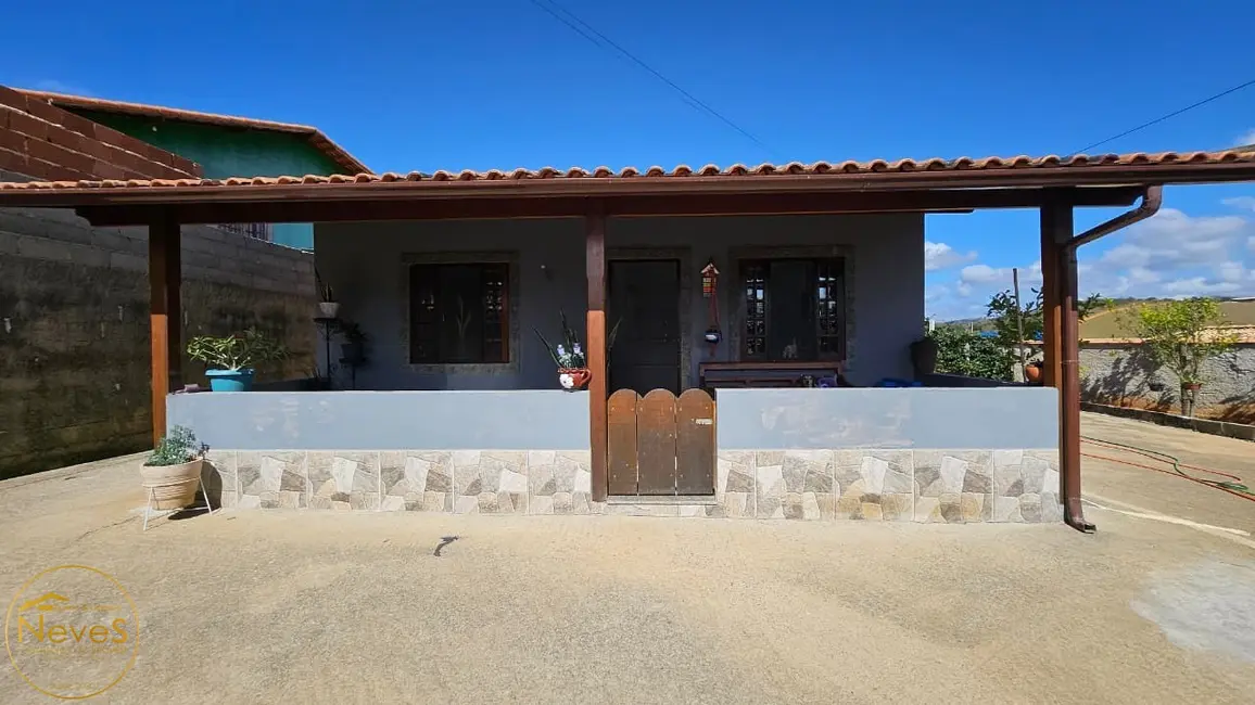 Foto 1 de Casa com 2 quartos à venda, 70m2 em Paty Do Alferes - RJ