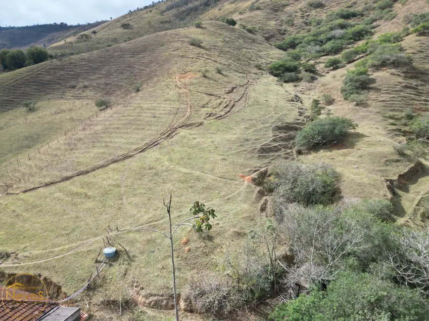 Foto 9 de Sítio / Rancho com 4 quartos à venda, 59m2 em Paty Do Alferes - RJ