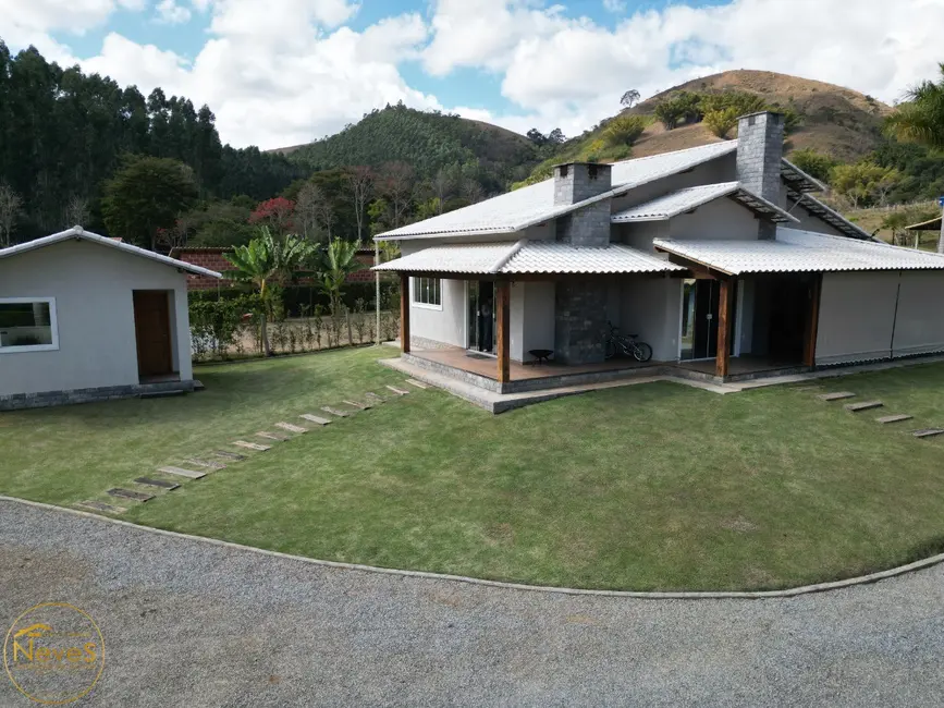 Foto 5 de Casa com 3 quartos à venda, 178m2 em Paty Do Alferes - RJ