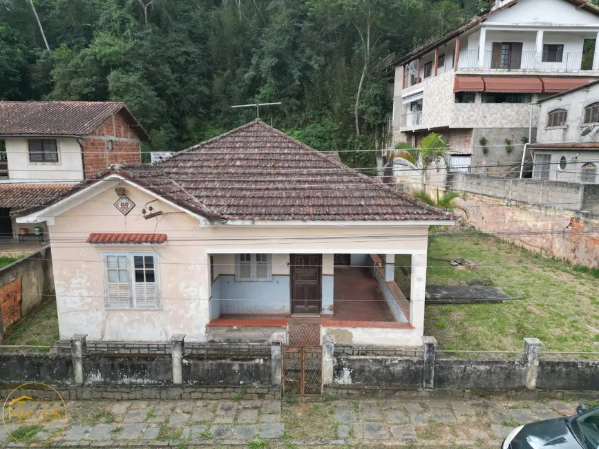 Foto 2 de Casa com 7 quartos à venda, 169m2 em Miguel Pereira - RJ