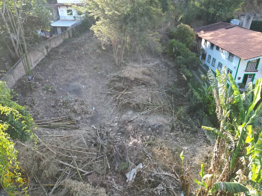 Foto 6 de Terreno / Lote à venda, 815m2 em Paty Do Alferes - RJ