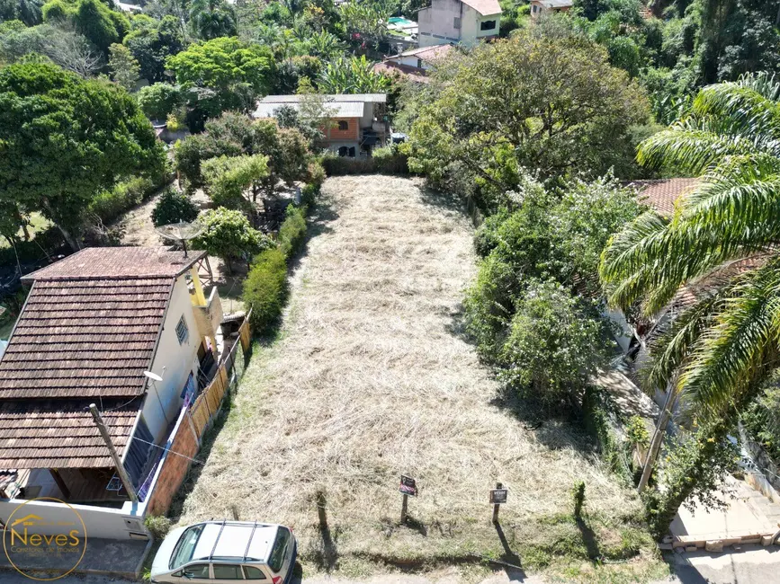 Foto 3 de Terreno / Lote à venda, 705m2 em Miguel Pereira - RJ