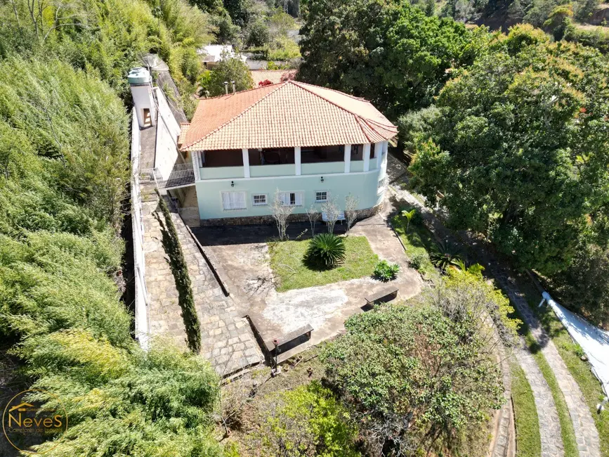 Foto 1 de Casa com 7 quartos à venda, 540m2 em Paty Do Alferes - RJ