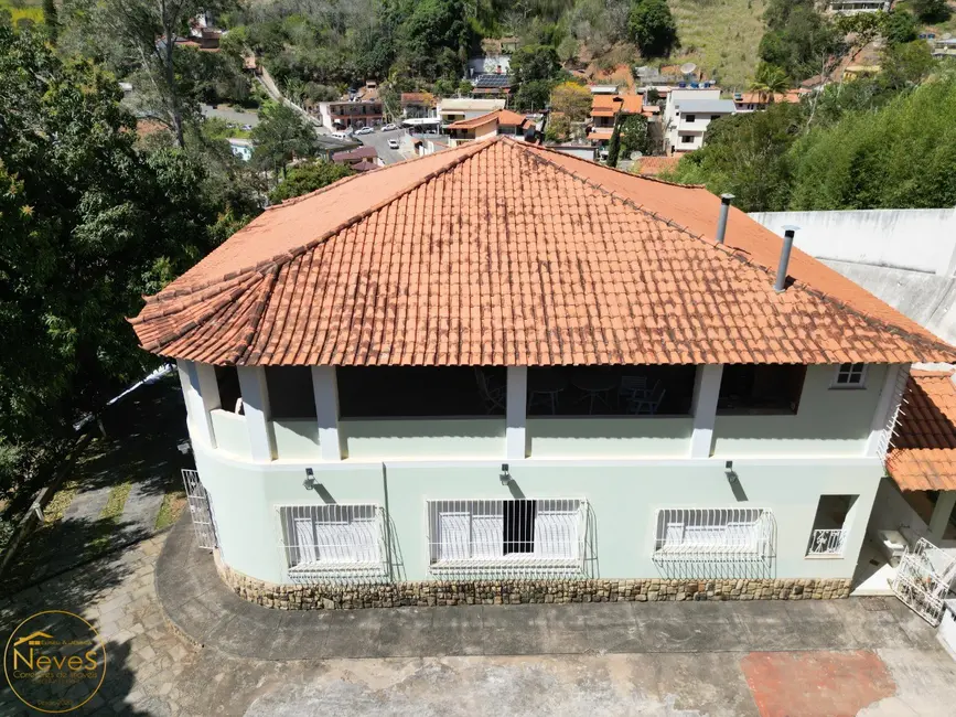 Casa com 4 quartos à venda, 400m2 em Paty Do Alferes - RJ - imagem 2 Foto 2 de Casa com 4 quartos à venda, 400m2 em Paty Do Alferes - RJ