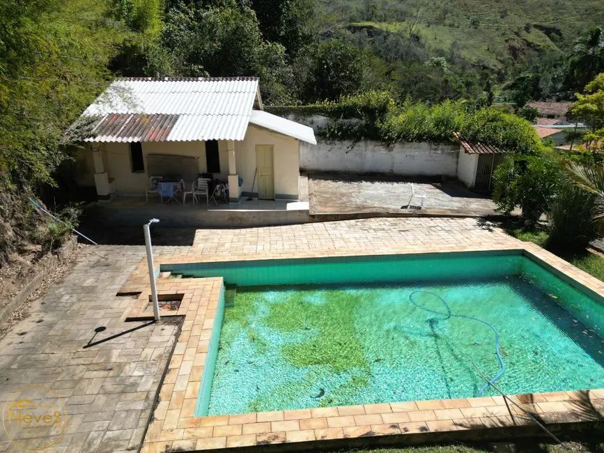 Casa com 3 quartos à venda, 170m2 em Paty Do Alferes - RJ - imagem 2 Foto 2 de Casa com 3 quartos à venda, 170m2 em Paty Do Alferes - RJ