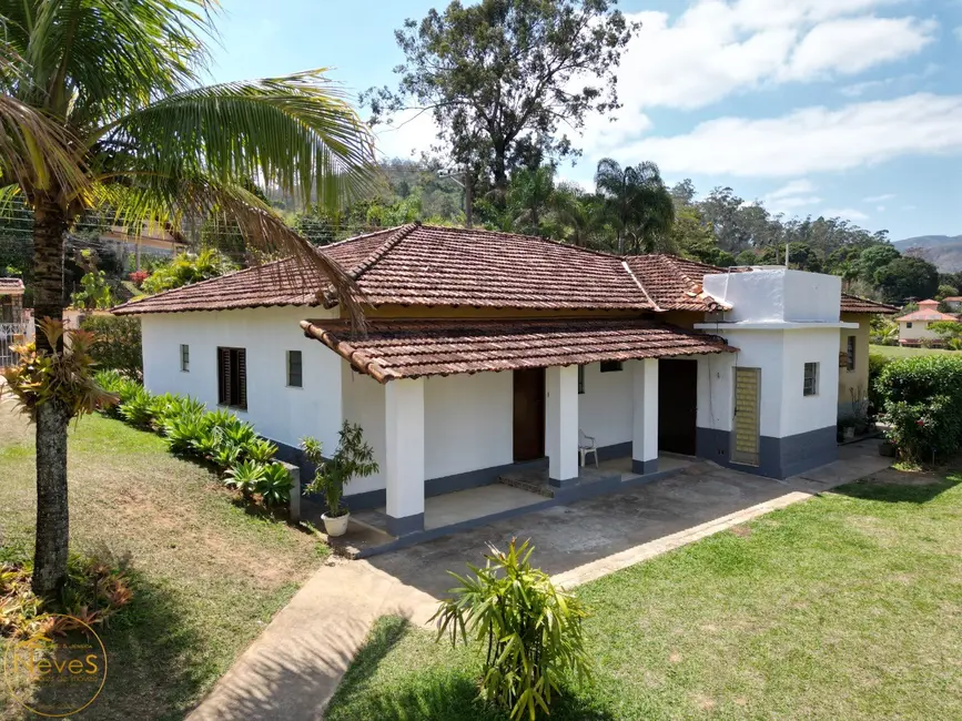 Foto 1 de Casa com 6 quartos à venda, 154m2 em Paty Do Alferes - RJ