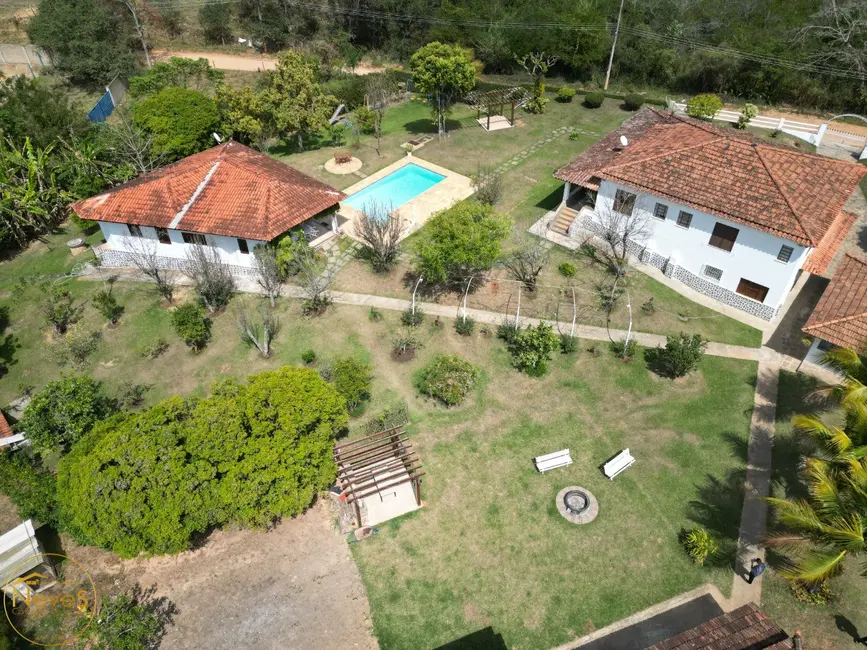 Foto 3 de Sítio / Rancho com 11 quartos à venda, 404m2 em Paty Do Alferes - RJ