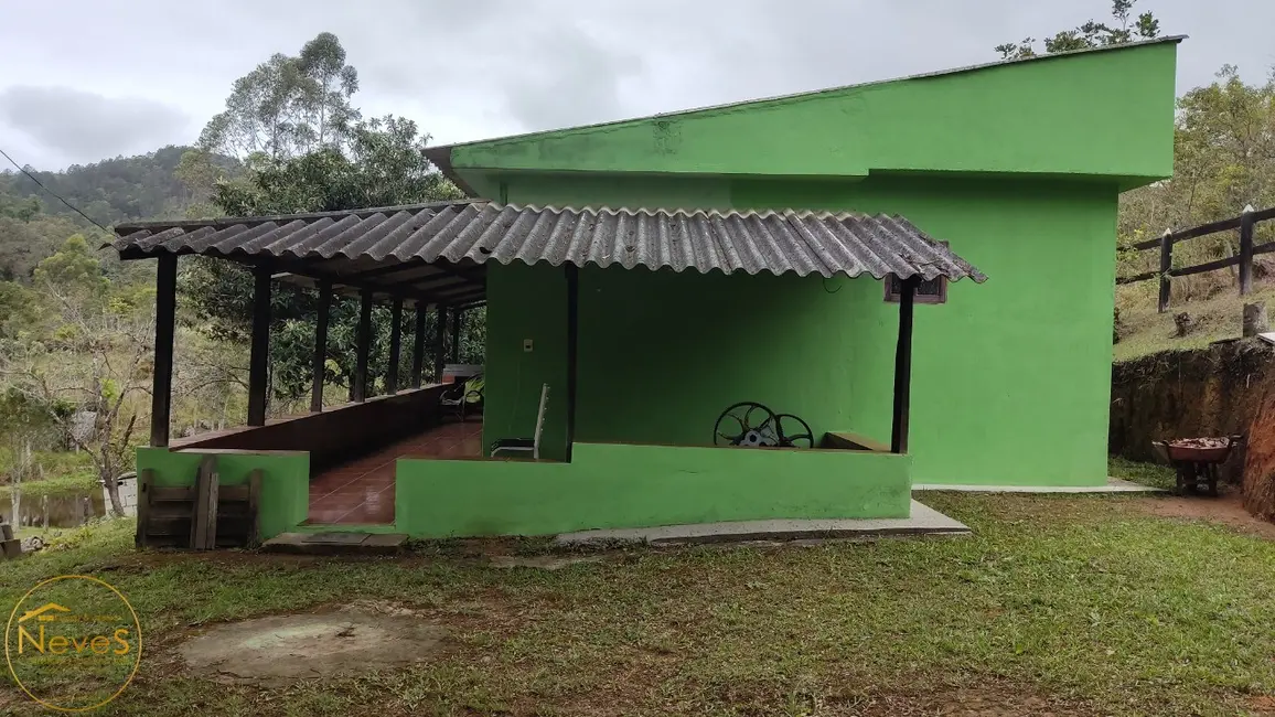 Casa com 3 quartos à venda, 116m2 em Miguel Pereira - RJ - imagem 5 Foto 5 de Casa com 3 quartos à venda, 116m2 em Miguel Pereira - RJ