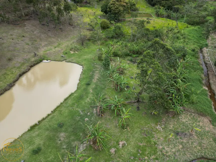 Casa com 3 quartos à venda, 116m2 em Miguel Pereira - RJ - imagem 8 Foto 8 de Casa com 3 quartos à venda, 116m2 em Miguel Pereira - RJ