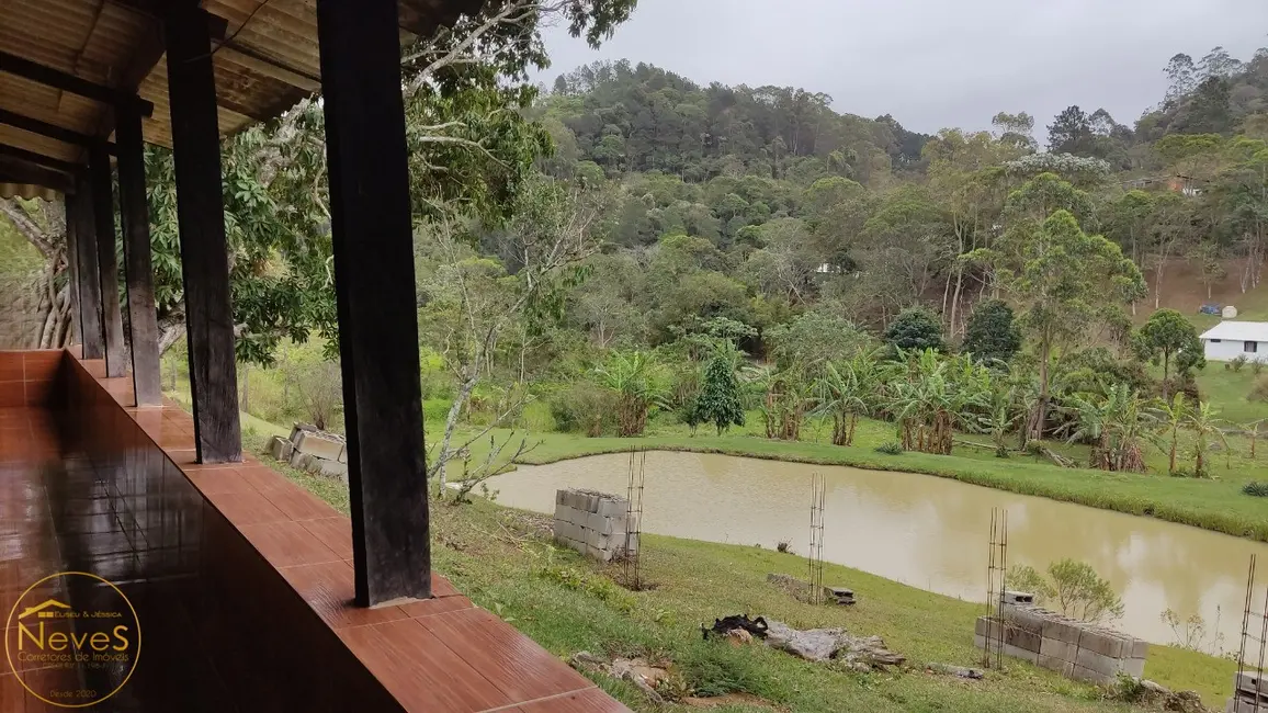 Casa com 3 quartos à venda, 116m2 em Miguel Pereira - RJ - imagem 6 Foto 6 de Casa com 3 quartos à venda, 116m2 em Miguel Pereira - RJ