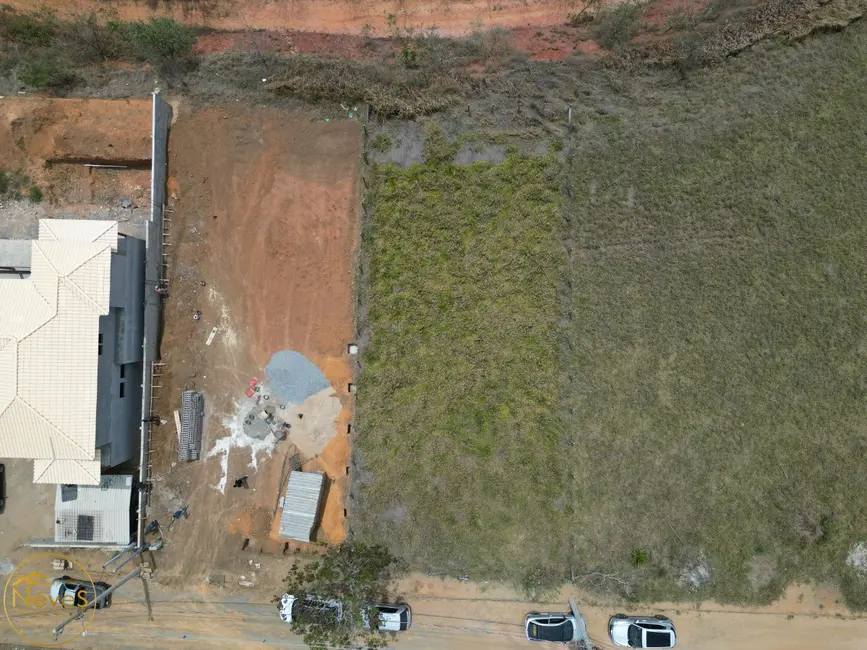 Foto 2 de Terreno / Lote à venda, 502m2 em Paty Do Alferes - RJ