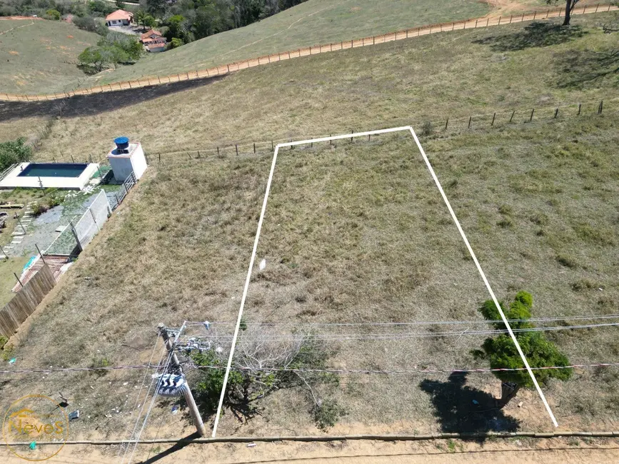 Foto 1 de Terreno / Lote à venda, 505m2 em Paty Do Alferes - RJ