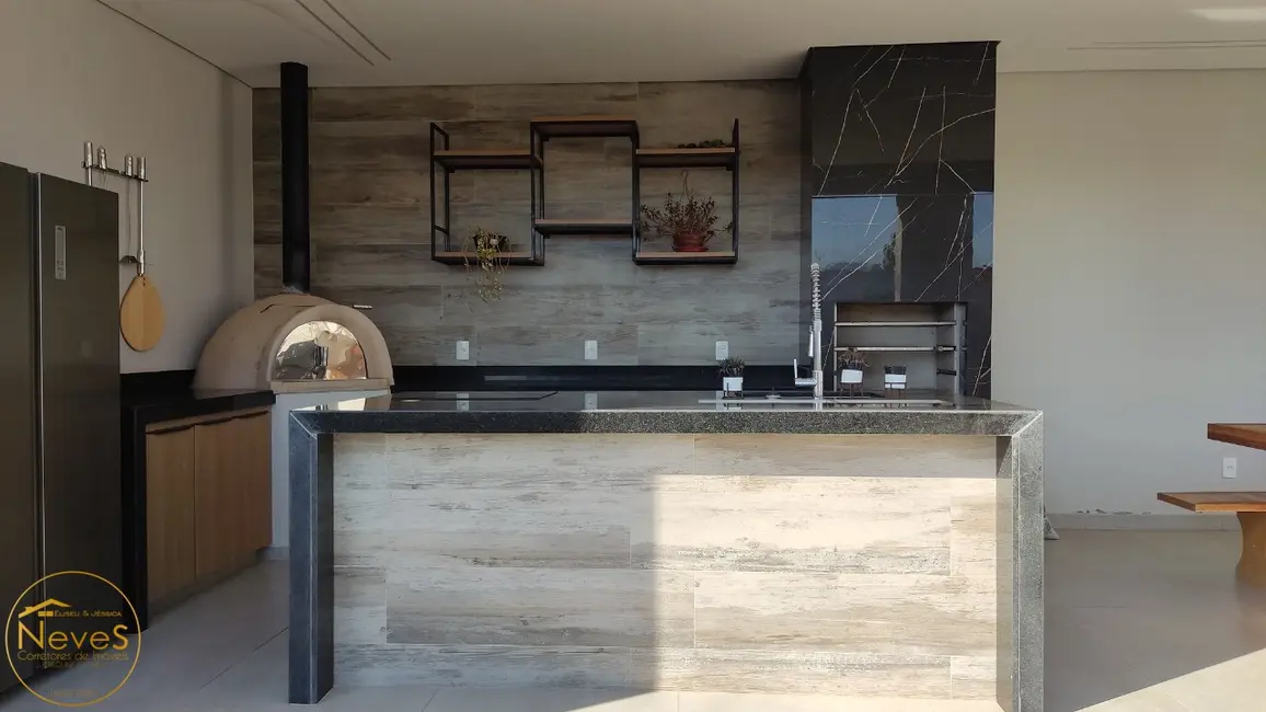 Casa com 3 quartos à venda, 417m2 em Paty Do Alferes - RJ - imagem 6 Foto 6 de Casa com 3 quartos à venda, 417m2 em Paty Do Alferes - RJ