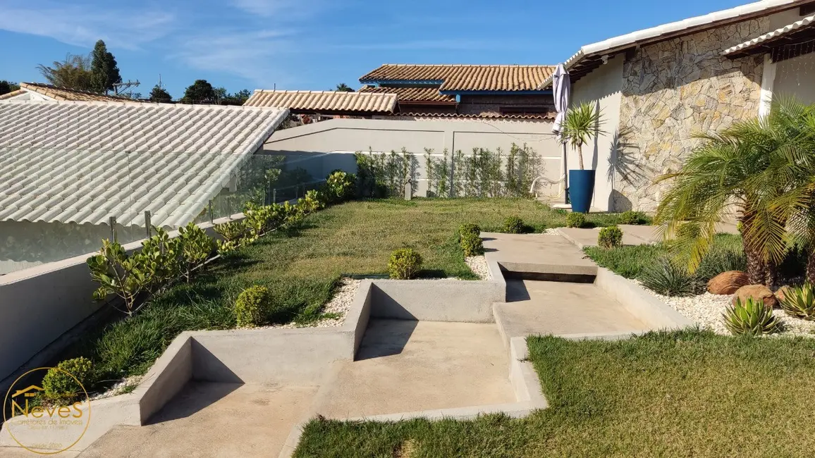 Casa com 3 quartos à venda, 417m2 em Paty Do Alferes - RJ - imagem 4 Foto 4 de Casa com 3 quartos à venda, 417m2 em Paty Do Alferes - RJ