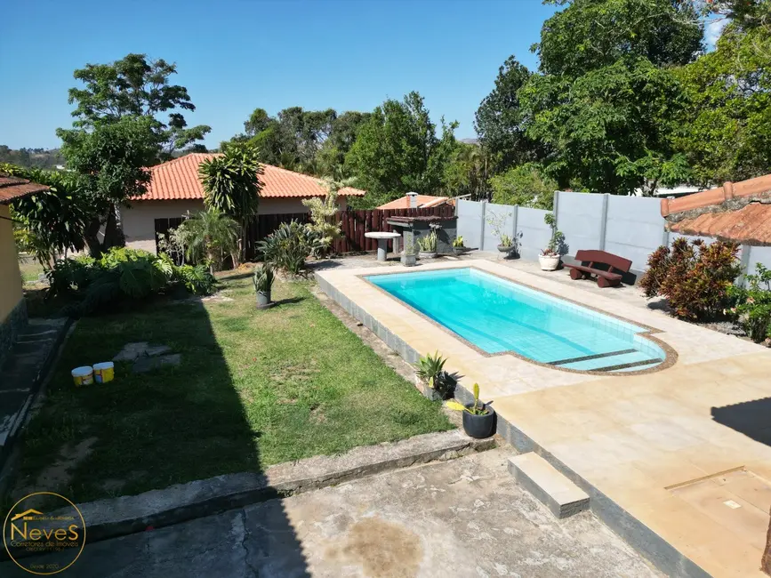 Foto 9 de Casa com 4 quartos à venda, 200m2 em Paty Do Alferes - RJ