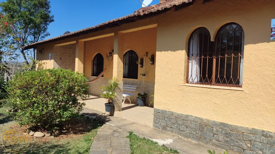 Foto 3 de Casa com 4 quartos à venda, 200m2 em Paty Do Alferes - RJ