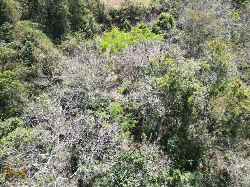 Terreno / Lote à venda, 677m2 em Miguel Pereira - RJ - imagem 4 Foto 4 de Terreno / Lote à venda, 677m2 em Miguel Pereira - RJ
