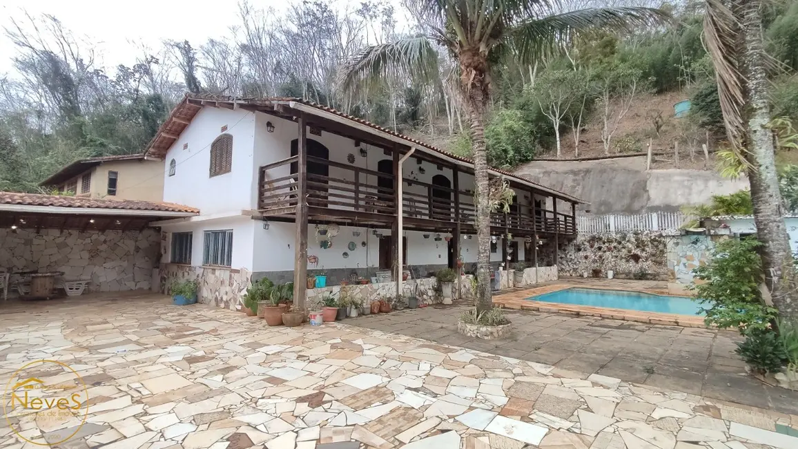 Casa com 8 quartos à venda, 400m2 em Paty Do Alferes - RJ - imagem 5 Foto 5 de Casa com 8 quartos à venda, 400m2 em Paty Do Alferes - RJ