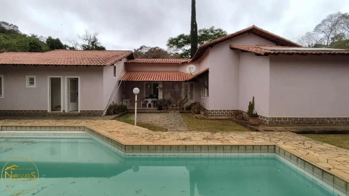 Casa com 4 quartos à venda, 260m2 em Miguel Pereira - RJ - imagem 8 Foto 8 de Casa com 4 quartos à venda, 260m2 em Miguel Pereira - RJ