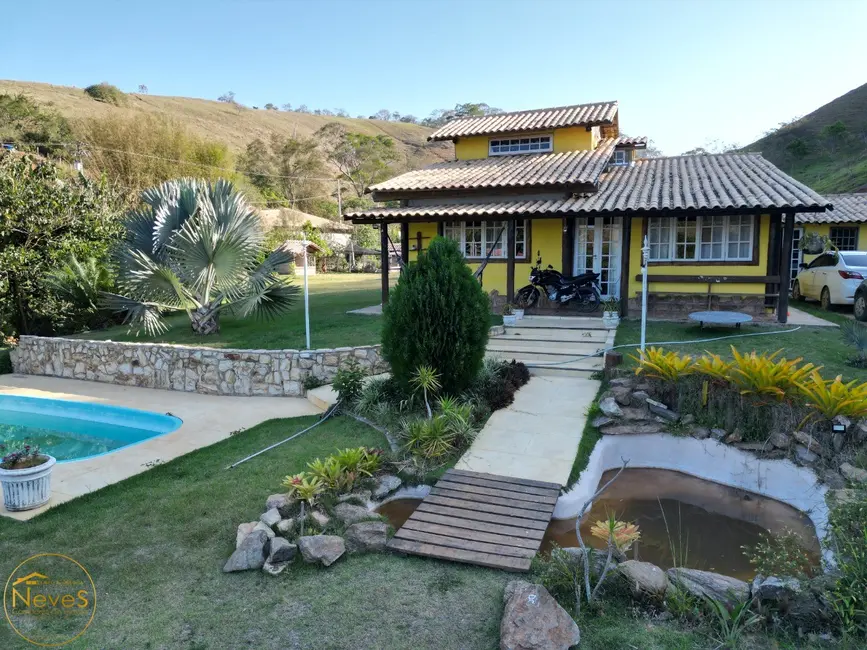 Foto 2 de Sítio / Rancho com 3 quartos à venda, 200m2 em Paty Do Alferes - RJ