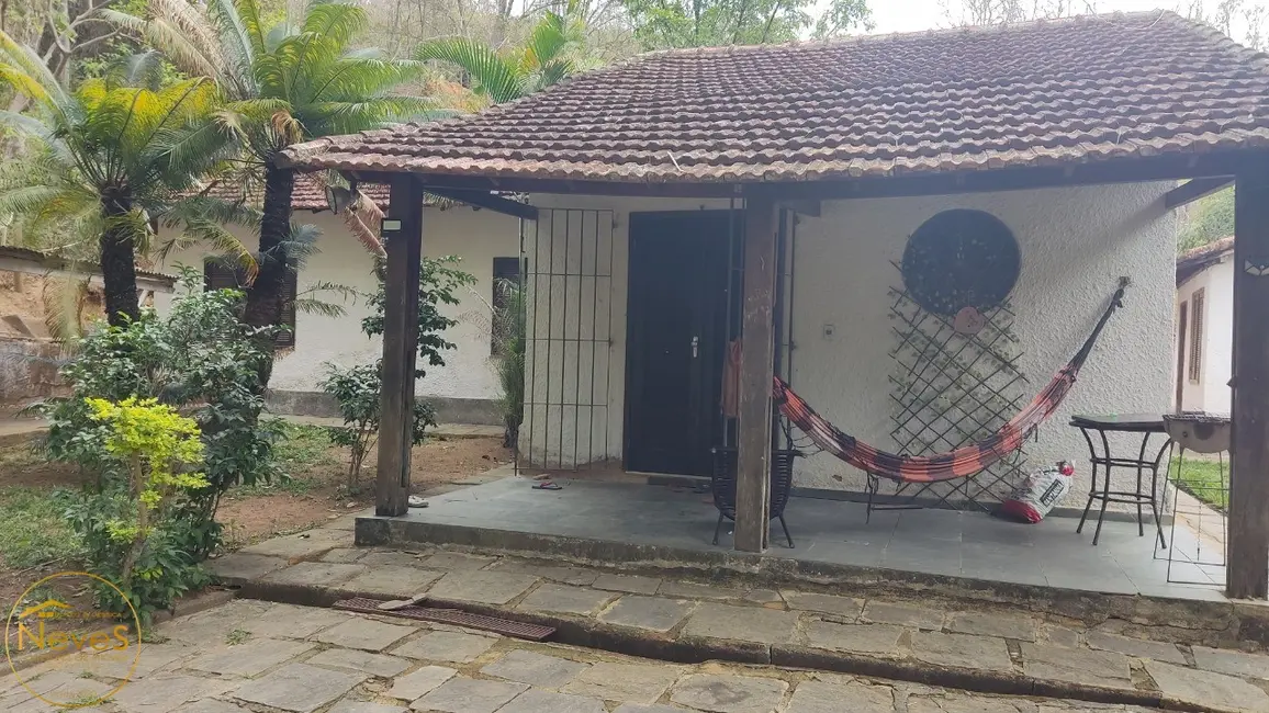Casa com 3 quartos à venda, 150m2 em Paty Do Alferes - RJ - imagem 2 Foto 2 de Casa com 3 quartos à venda, 150m2 em Paty Do Alferes - RJ