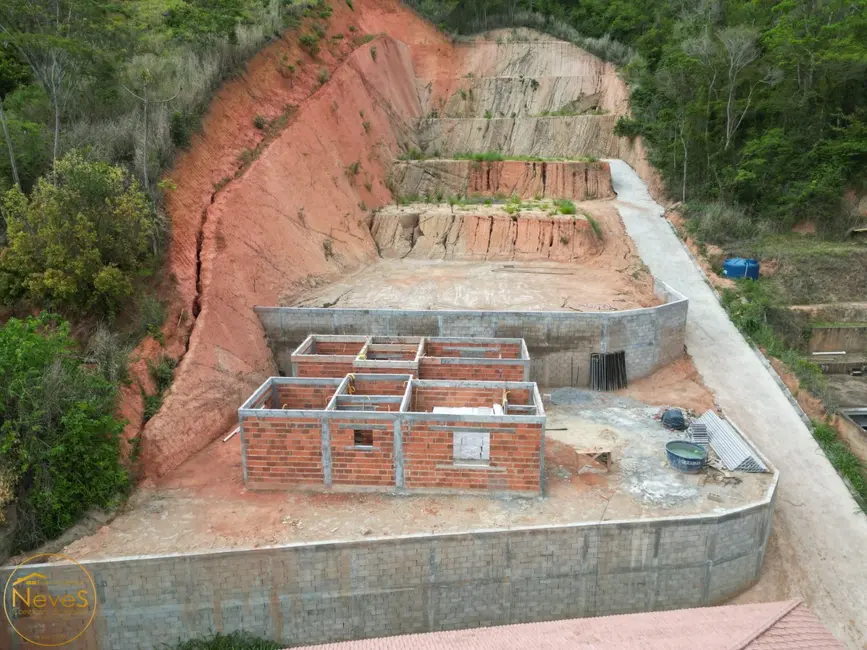 Casa com 2 quartos à venda, 163m2 em Centro, Paty Do Alferes - RJ - imagem 4 Foto 4 de Casa com 2 quartos à venda, 163m2 em Centro, Paty Do Alferes - RJ