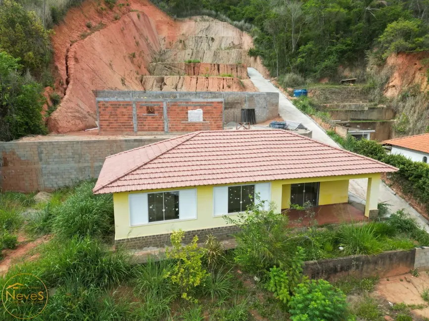 Casa com 2 quartos à venda, 163m2 em Centro, Paty Do Alferes - RJ - imagem 1 Foto 1 de Casa com 2 quartos à venda, 163m2 em Centro, Paty Do Alferes - RJ