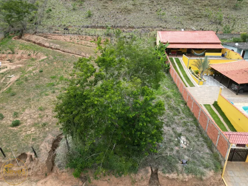 Foto 3 de Terreno / Lote à venda, 615m2 em Paty Do Alferes - RJ