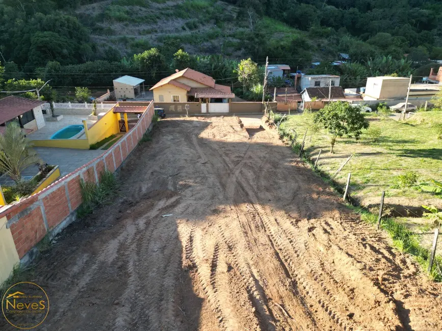 Foto 2 de Terreno / Lote à venda, 615m2 em Paty Do Alferes - RJ