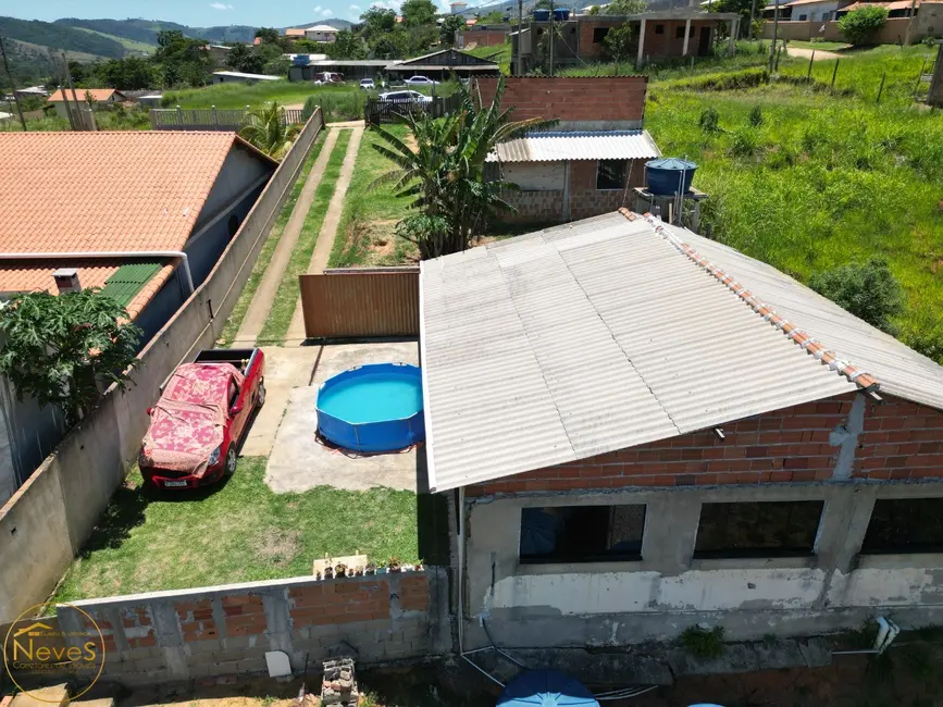 Foto 5 de Casa com 3 quartos à venda, 155m2 em Paty Do Alferes - RJ