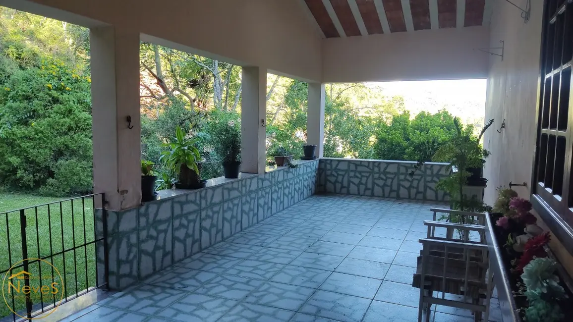 Foto 3 de Casa com 5 quartos à venda, 250m2 em Miguel Pereira - RJ