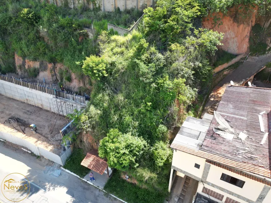 Foto 2 de Terreno / Lote à venda, 820m2 em Paty Do Alferes - RJ