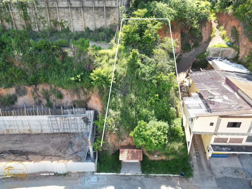 Foto 1 de Terreno / Lote à venda, 820m2 em Paty Do Alferes - RJ