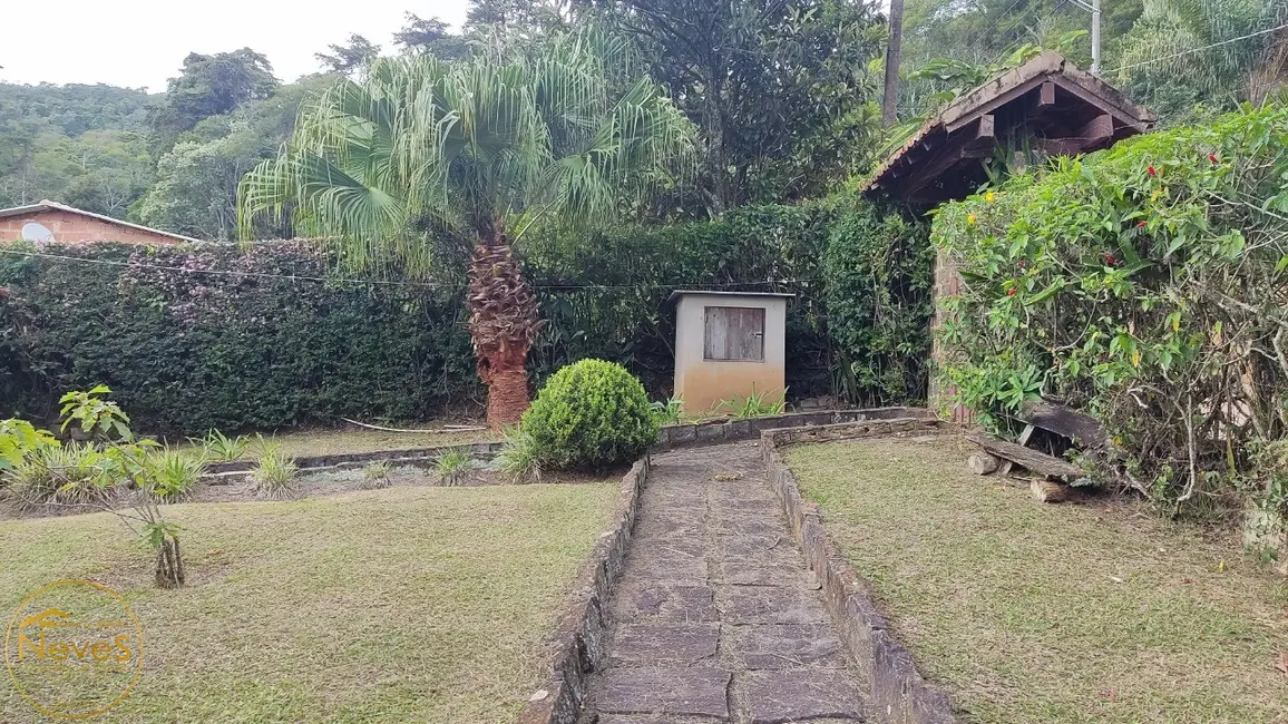 Foto 6 de Casa com 4 quartos à venda, 210m2 em Paty Do Alferes - RJ