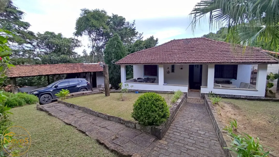 Foto 1 de Casa com 4 quartos à venda, 210m2 em Paty Do Alferes - RJ