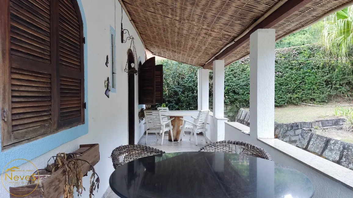 Foto 4 de Casa com 4 quartos à venda, 210m2 em Paty Do Alferes - RJ