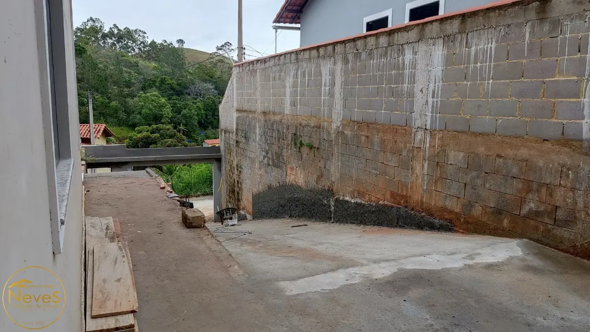 Foto 3 de Casa com 3 quartos à venda, 99m2 em Paty Do Alferes - RJ