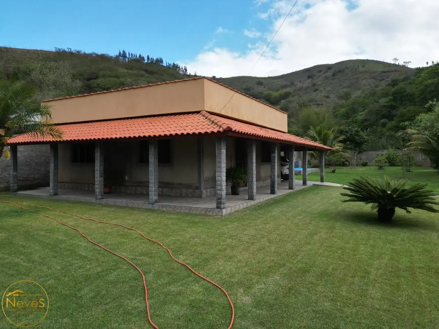 Foto 2 de Casa com 2 quartos à venda, 150m2 em Paty Do Alferes - RJ