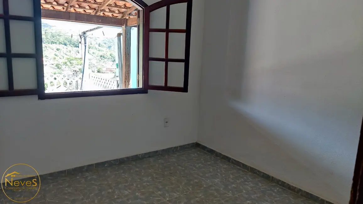 Foto 8 de Casa com 3 quartos à venda, 96m2 em Paty Do Alferes - RJ