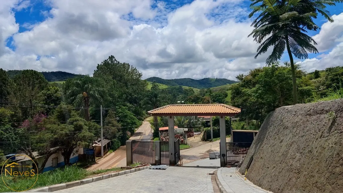 Foto 4 de Casa com 2 quartos à venda, 84m2 em Paty Do Alferes - RJ
