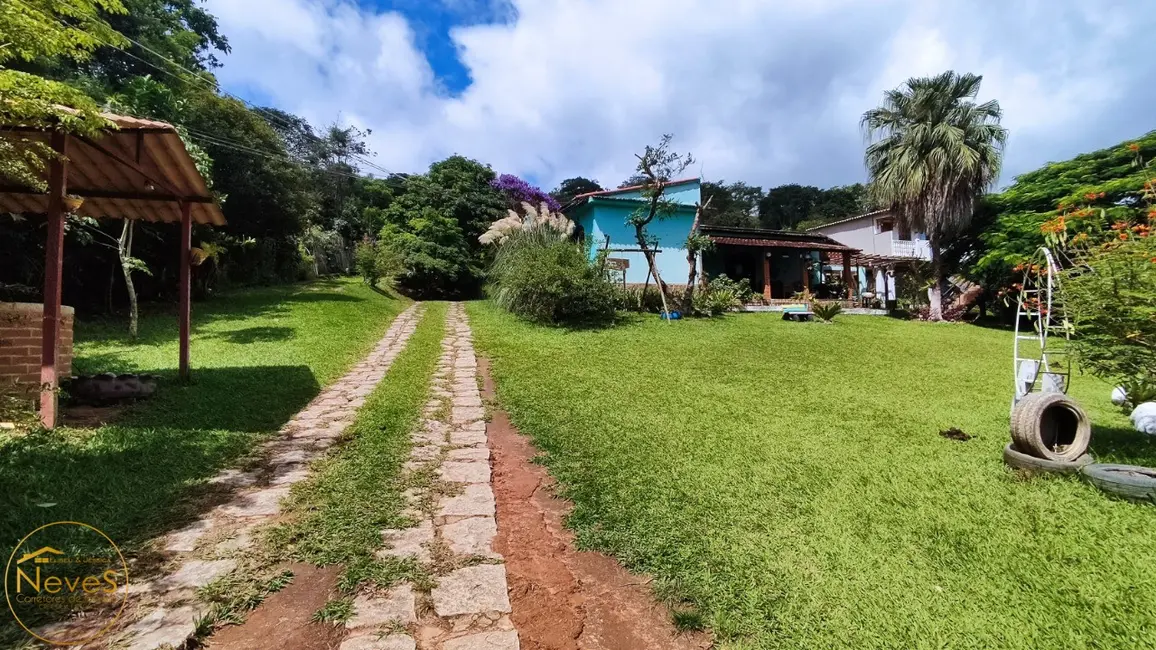 Foto 9 de Sítio / Rancho com 8 quartos à venda, 400m2 em Paty Do Alferes - RJ