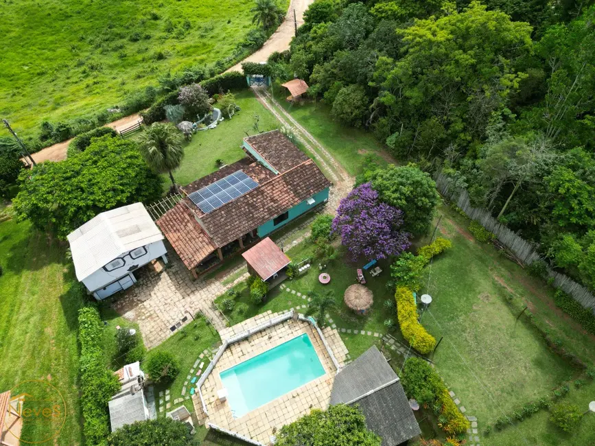 Foto 8 de Sítio / Rancho com 8 quartos à venda, 400m2 em Paty Do Alferes - RJ