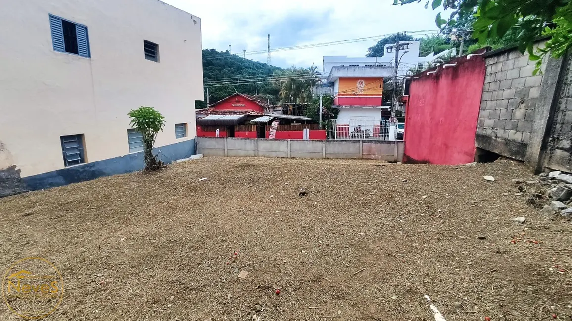 Foto 1 de Terreno / Lote à venda, 200m2 em Paty Do Alferes - RJ