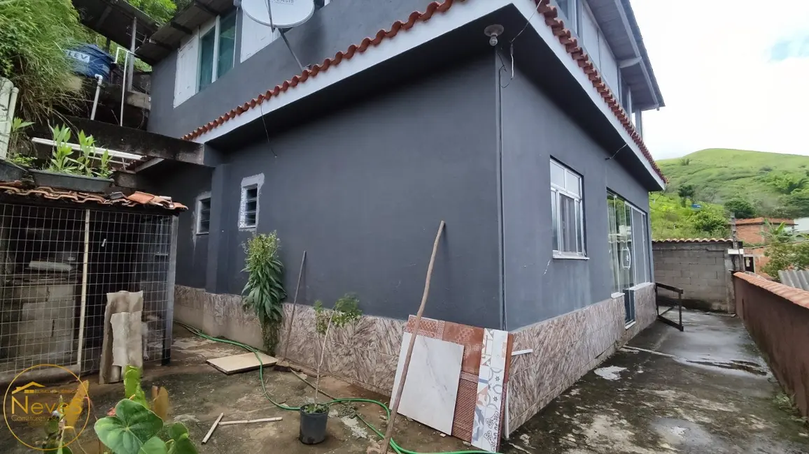 Foto 1 de Casa com 2 quartos à venda, 216m2 em Paty Do Alferes - RJ