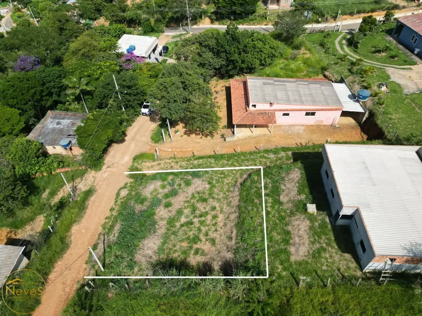 Foto 4 de Terreno / Lote à venda, 400m2 em Paty Do Alferes - RJ