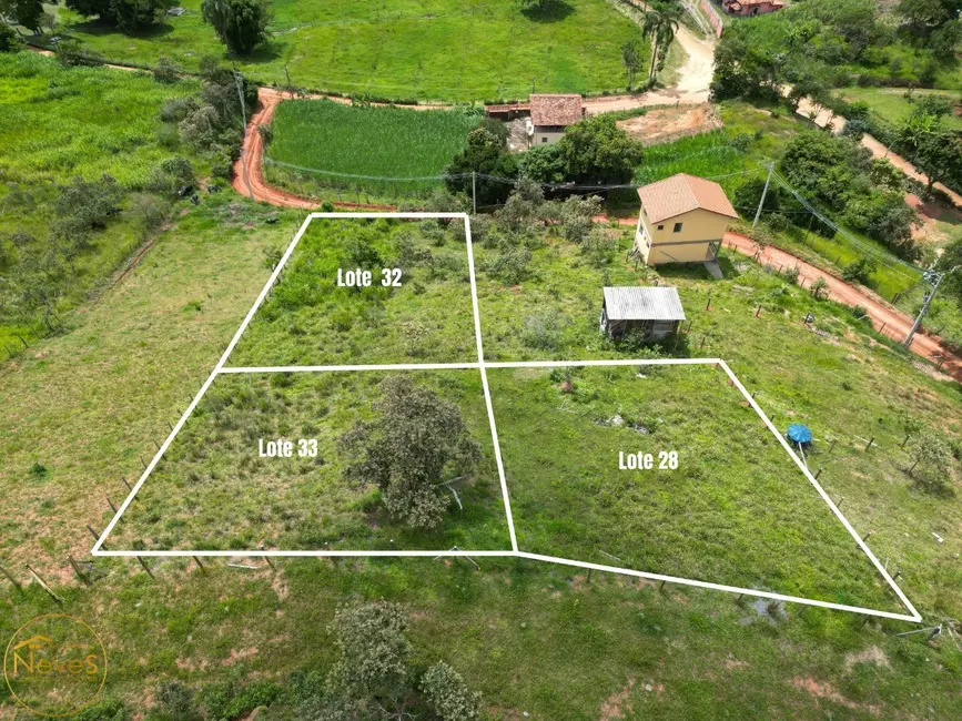 Foto 1 de Terreno / Lote à venda, 582m2 em Paty Do Alferes - RJ