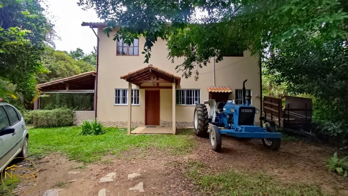 Foto 2 de Sítio / Rancho com 7 quartos à venda, 337m2 em Paty Do Alferes - RJ
