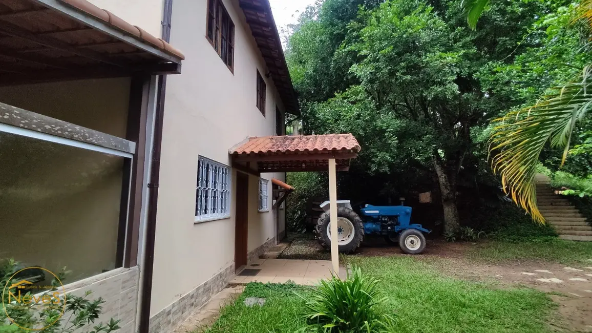 Foto 4 de Sítio / Rancho com 7 quartos à venda, 337m2 em Paty Do Alferes - RJ