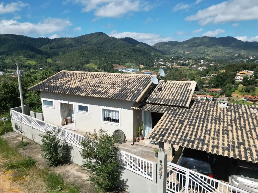 Foto 1 de Casa com 2 quartos à venda, 72m2 em Miguel Pereira - RJ