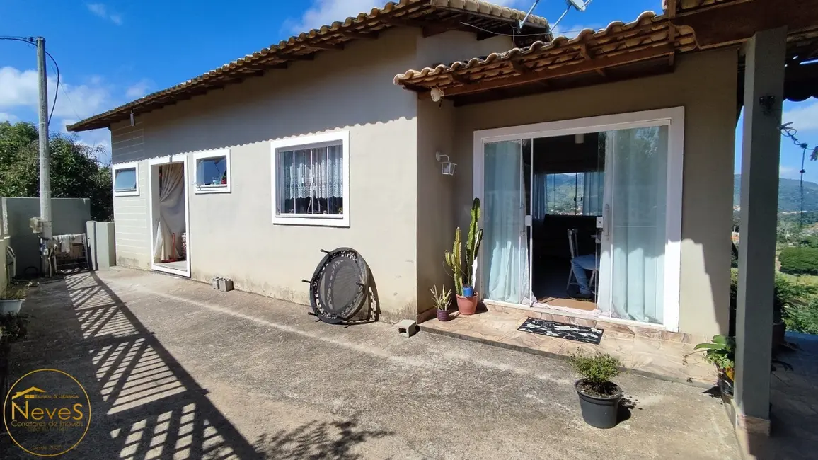 Foto 4 de Casa com 2 quartos à venda, 72m2 em Miguel Pereira - RJ